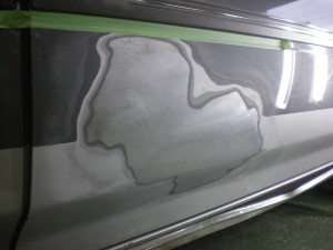 マークⅡワゴン　フロントドア板金塗装